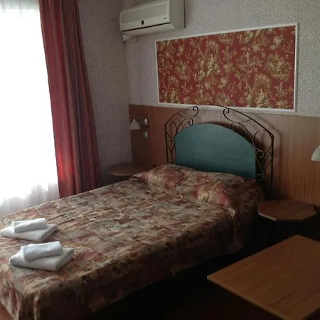 Hotel Astra *